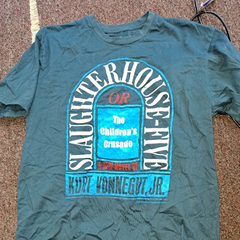 NOVEL T-SHIRT KURT VONNOGUT SLAUGHTER HOUSE 5 WHAT A GREAT SHIRT